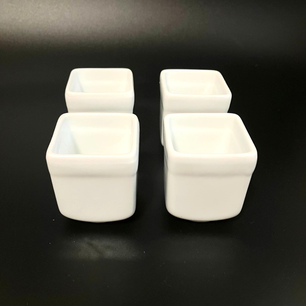 Pier 1 White Porcelain Mini Square Dipping Sauce Bowls Set of 4 Condiment